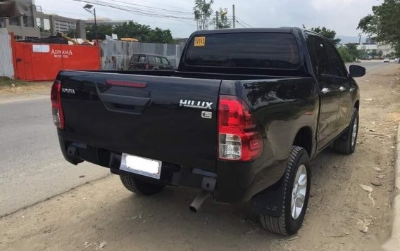 2019 Toyota Hilux at 10000 km for sale -2
