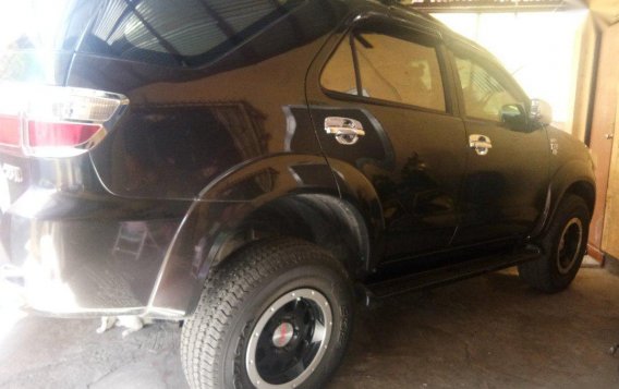 Toyota Fortuner 2007 for sale in Quezon City -3