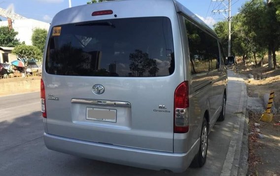 2015 Toyota Hiace for sale in Mandaue -2