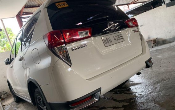 2019 Toyota Innova for sale in Quezon City -6