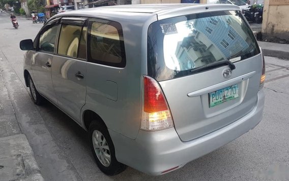 Used Toyota Innova 2011 Manual Diesel at 93000 km for sale in Mandaluyong-1