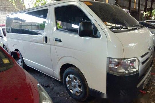 White Toyota Hiace 2018 Manual Diesel for sale  