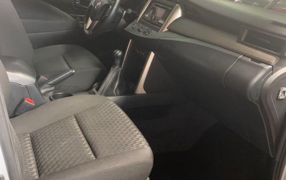 Silver Toyota Innova 2019 for sale in Quezon City-4