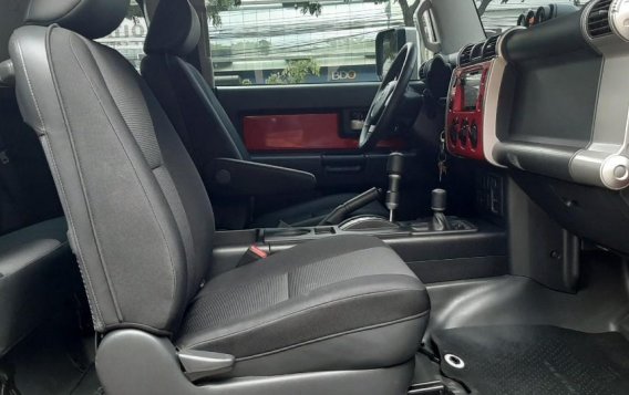 2016 Toyota Fj Cruiser for sale in Quezon City-9