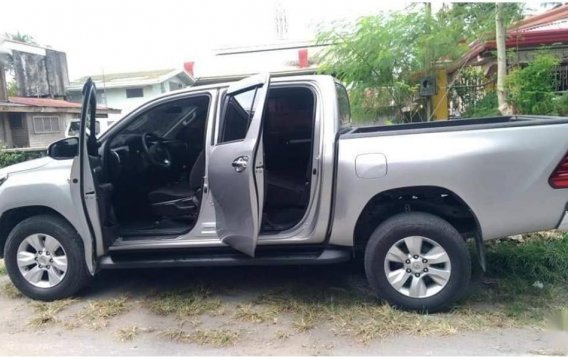 Toyota Hilux 2015 for sale in Pampanga-1