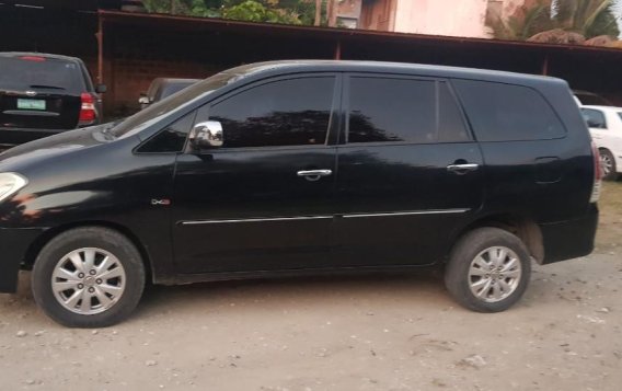 2010 Toyota Innova for sale in Cebu City-2