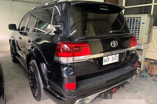 Used Toyota Land Cruiser 2018 Automatic Diesel for sale in Quezon City-3