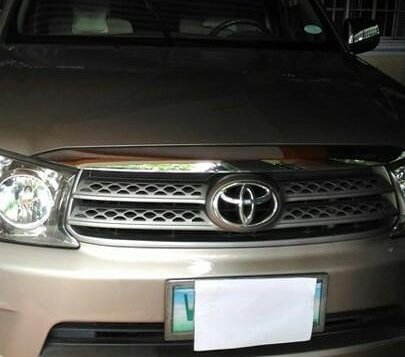 Toyota Fortuner 2011 for sale in Caloocan 