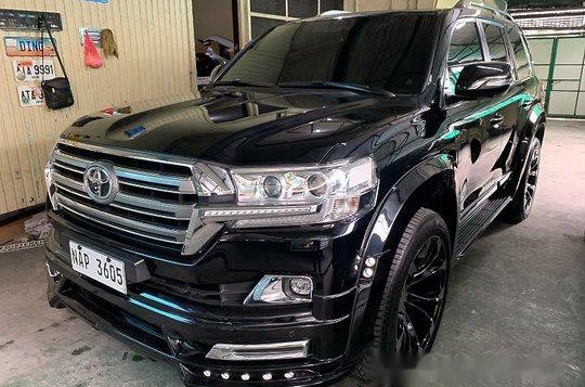 Used Toyota Land Cruiser 2018 Automatic Diesel for sale in Quezon City-1