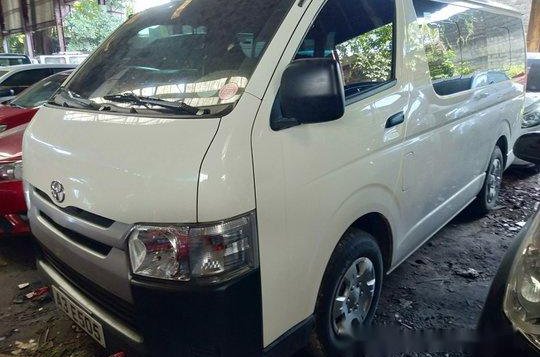 White Toyota Hiace 2018 Manual Diesel for sale  -3