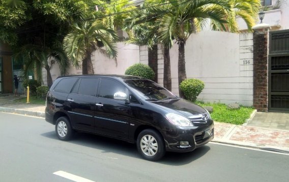 2012 Toyota Innova for sale in Quezon City-3