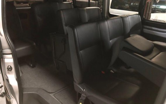 2019 TOYOTA HIACE COMMUTER 26k mileage for sale in Makati-1