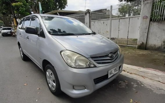 2010 Toyota Innova for sale in Marikina-1