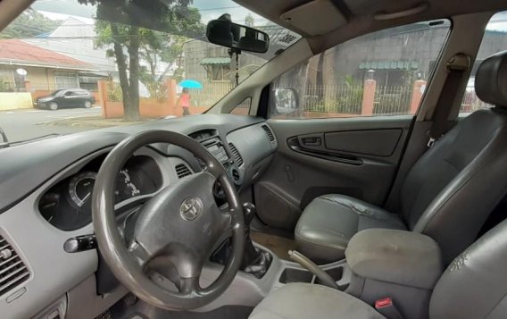 2010 Toyota Innova for sale in Marikina-2