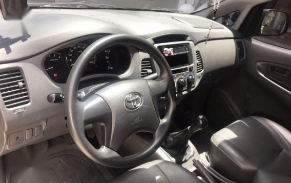 2013 Toyota Innova for sale in Quezon City-7