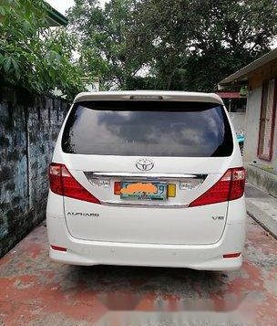 White Toyota Alphard 2011 for sale-3