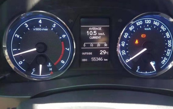 Toyota Corolla Altis 2015 at 50000 km for sale -2