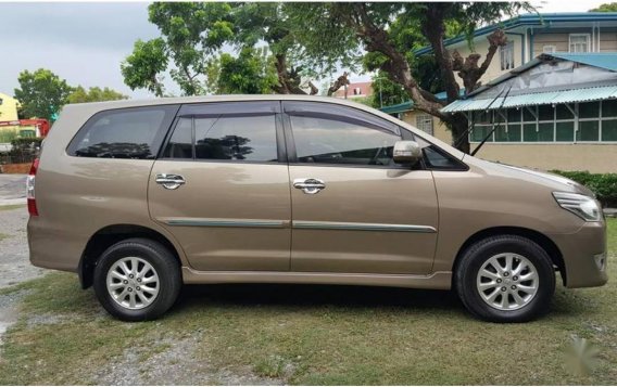 2013 Toyota Innova for sale in Quezon City-1