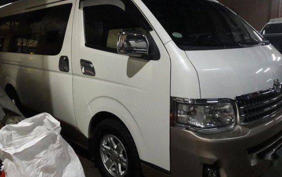 Sell White 2013 Toyota Hiace in Makati-8