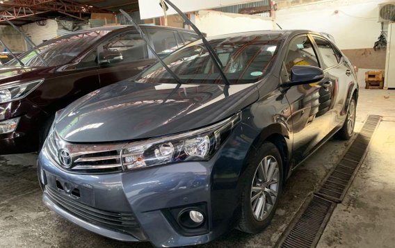 Gray Toyota Corolla Altis 2017 for sale in Quezon City-8