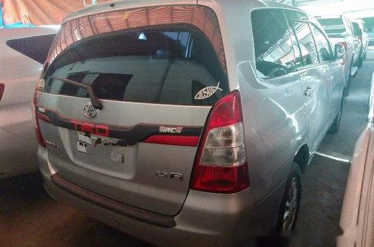 Silver Toyota Innova 2015 Manual Diesel for sale -3