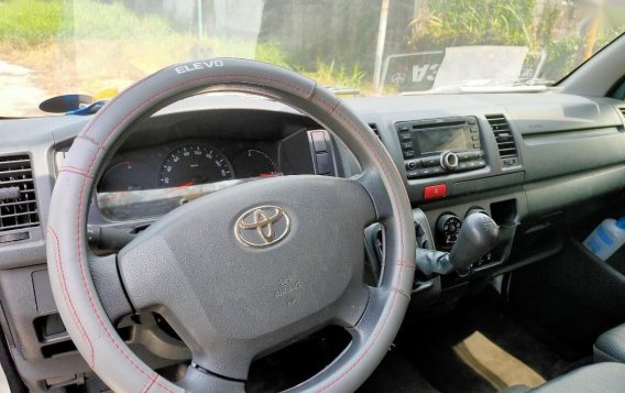 Used Toyota Hiace for sale in Bulacan-4