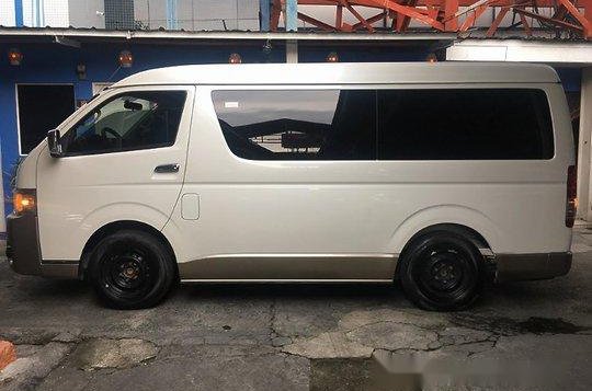 Used Toyota Hiace 2017 for sale in Makati-7