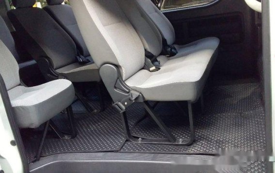 Toyota Hiace 2015 at 42000 km for sale-8