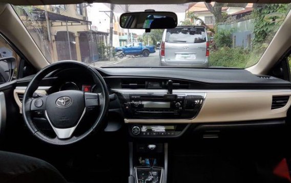 2014 Toyota Corolla Altis for sale in Quezon City -8