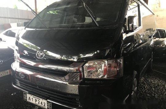 Sell Black 2018 Toyota Hiace Manual Diesel at 7000 km-2