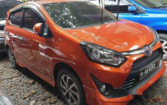 Selling Orange Toyota Wigo 2018 Automatic Gasoline -1