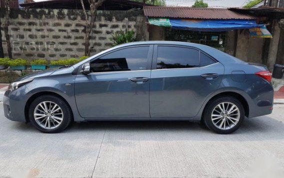 2014 Toyota Corolla Altis for sale in Quezon City -6
