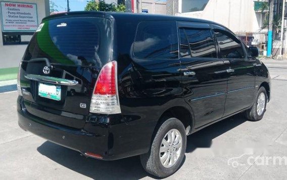 Black Toyota Innova 2011 Manual Diesel for sale-4