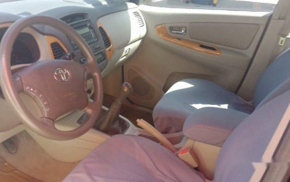 Black Toyota Innova 2011 Manual Diesel for sale-5