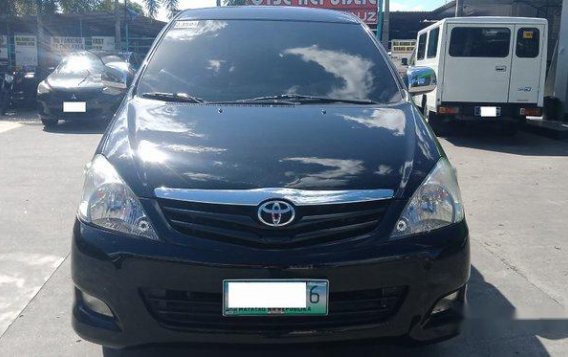 Black Toyota Innova 2011 Manual Diesel for sale-6