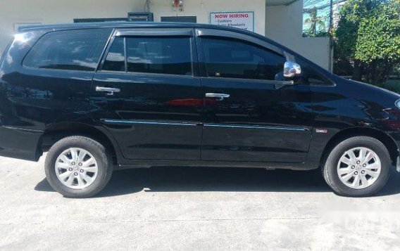 Black Toyota Innova 2011 Manual Diesel for sale-10