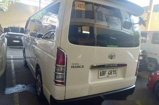 Selling White Toyota Hiace 2015 in Quezon City-5