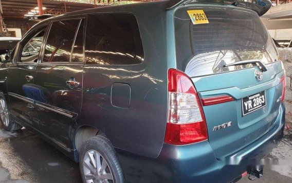 Selling Green Toyota Innova 2015 Automatic Diesel -4