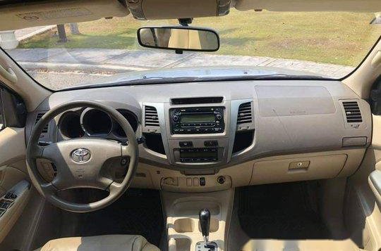 Sell Silver 2007 Toyota Fortuner in Cebu -9