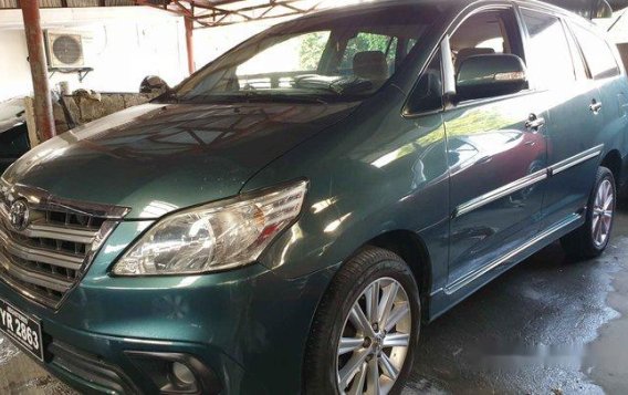 Selling Green Toyota Innova 2015 Automatic Diesel -2