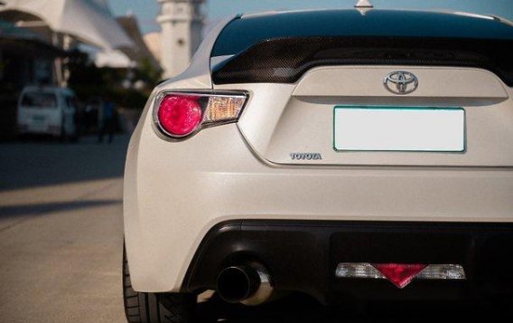 Toyota 86 2013 at 34000 km for sale-8