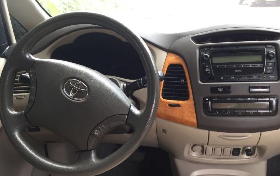 2010 Toyota Innova for sale in Quezon City-5