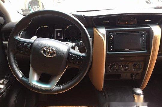 Used Toyota Fortuner 2017 Automatic Diesel for sale in Makati-11