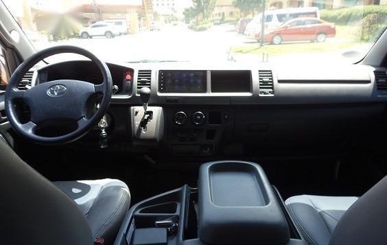 2011 Toyota Grandia for sale in Quezon City-4