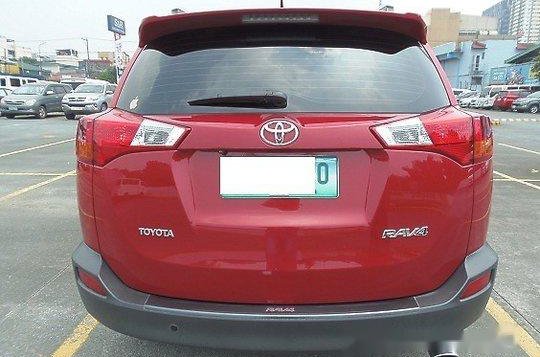 Used Toyota Rav4 2014 at 32000 km for sale in Quezon City-2