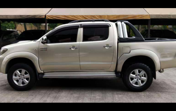  Toyota Hilux 2010 Truck at 90832 km for sale -8