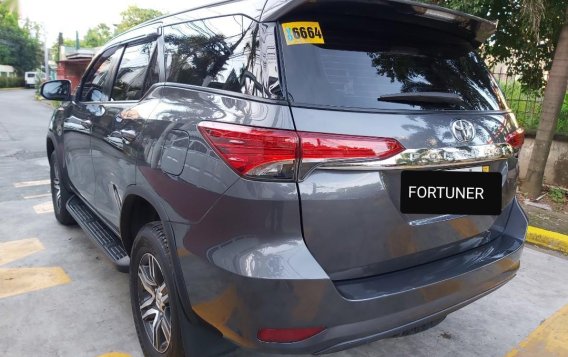 2017 Toyota Fortuner 2.4G AT for sale in Quezon City-3