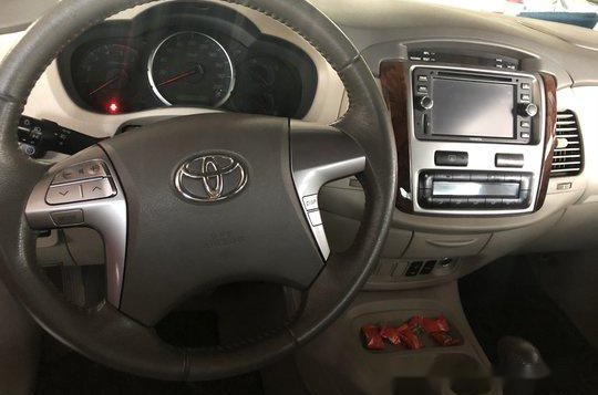 Selling Green Toyota Innova 2015 Automatic Diesel-5