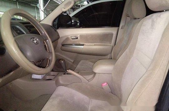 Used Toyota Fortuner 2006 at 100584 km for sale in Marikina-5