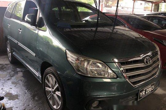 Selling Green Toyota Innova 2015 Automatic Diesel-1